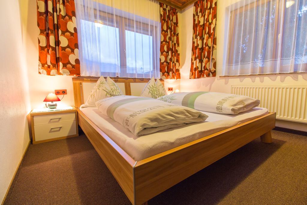 Pension Schweizerhof Waidring Habitación foto